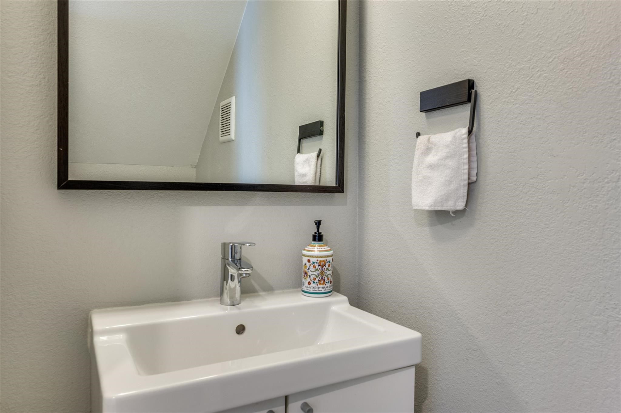 4777 Cedar Springs Road Dallas TX 75219