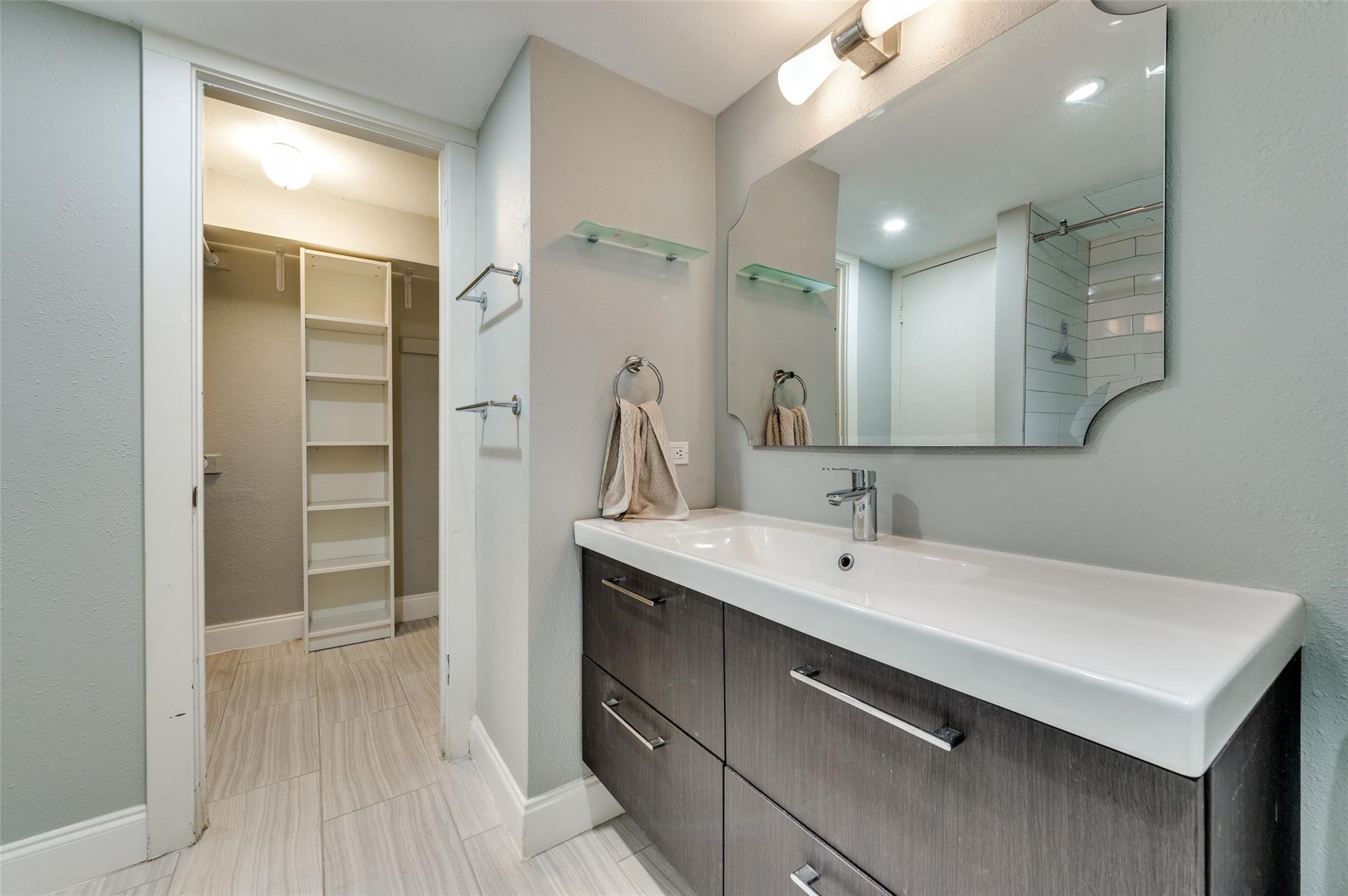 4777 Cedar Springs Road Dallas TX 75219