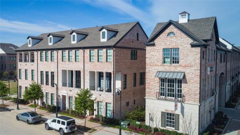 14985 Oak Street Addison TX 75001
