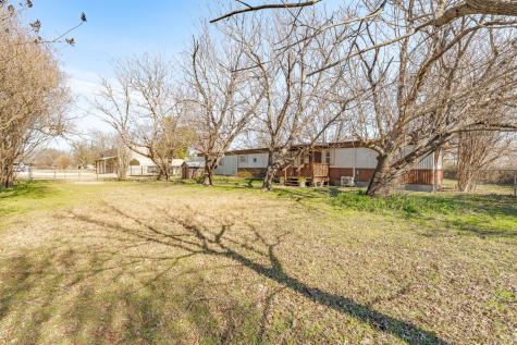 483 Private Road 729 Bluff Dale TX 76433