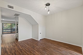 5840 Spring Valley Road Dallas TX 75254