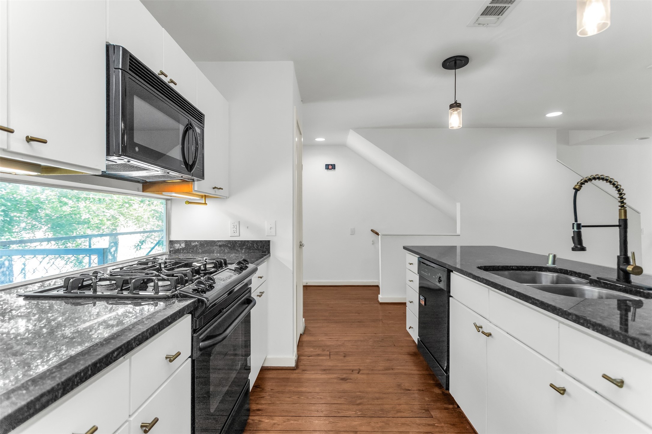 1429 Caddo Street Dallas TX 75204