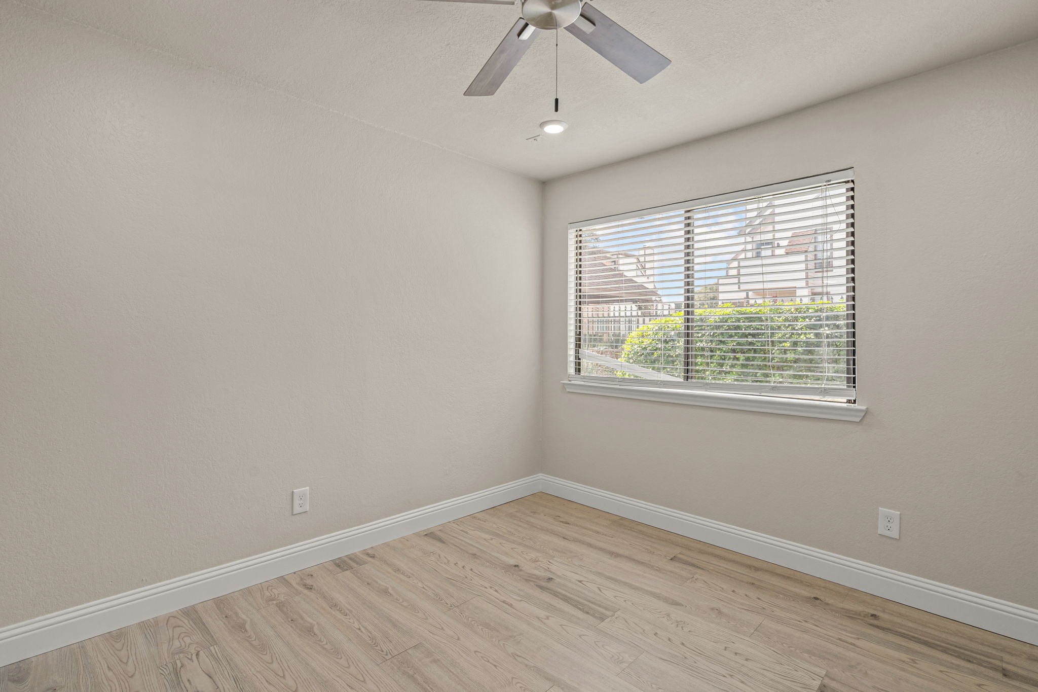 2310 Bamboo Drive Arlington TX 76006