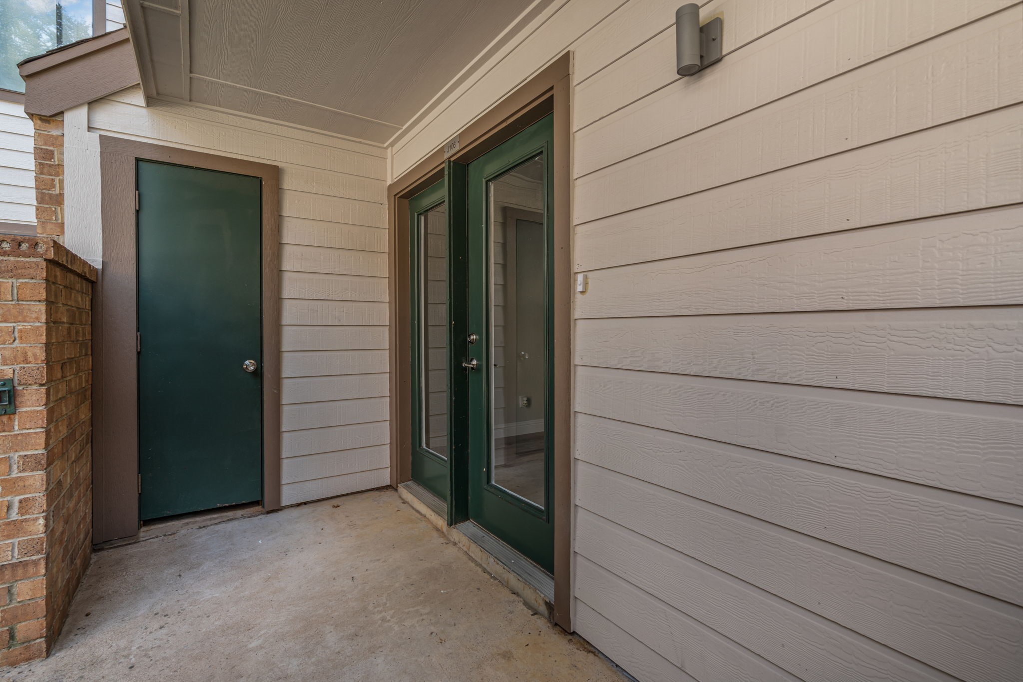2310 Bamboo Drive Arlington TX 76006