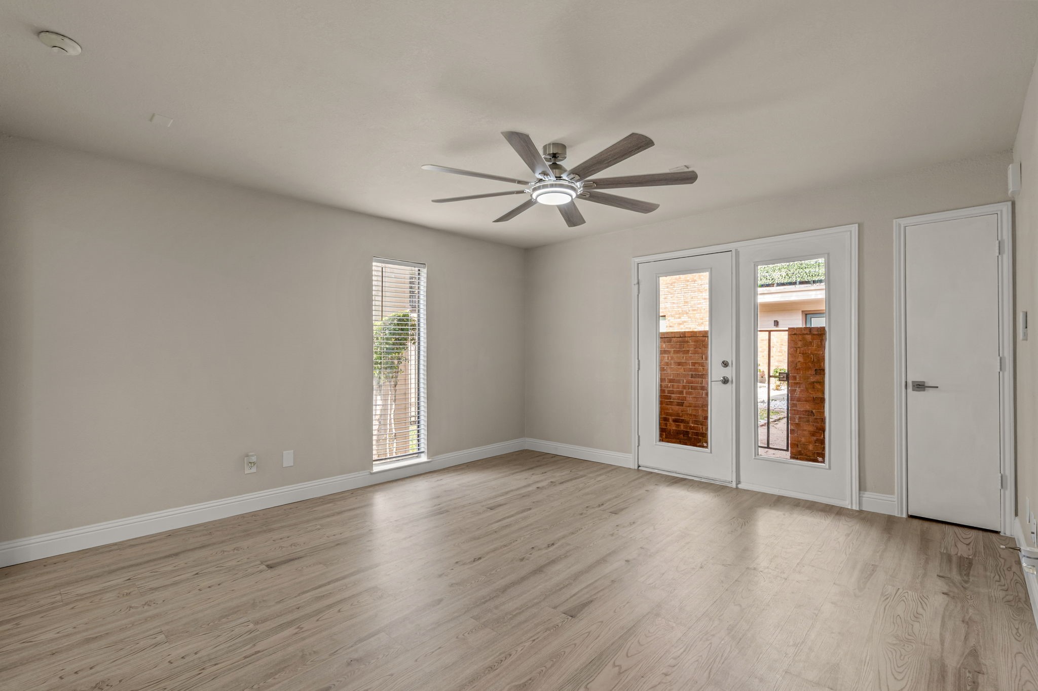 2310 Bamboo Drive Arlington TX 76006