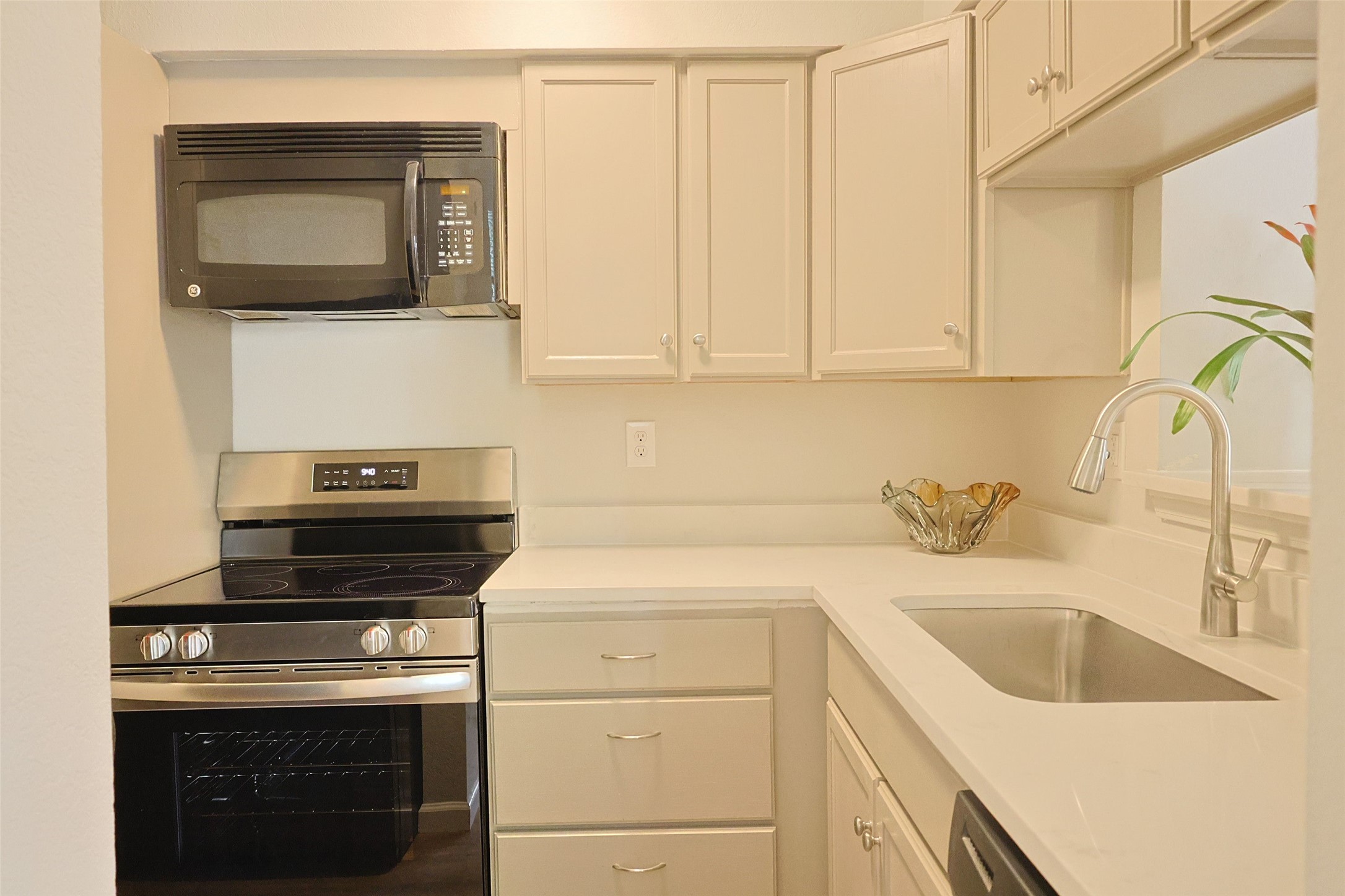 5757 E University Boulevard Dallas TX 75206