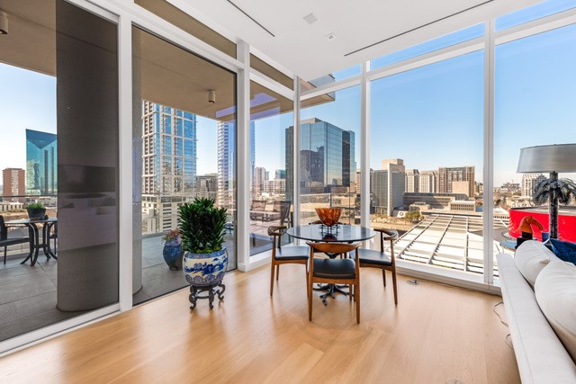 1747 Leonard Street Dallas TX 75201