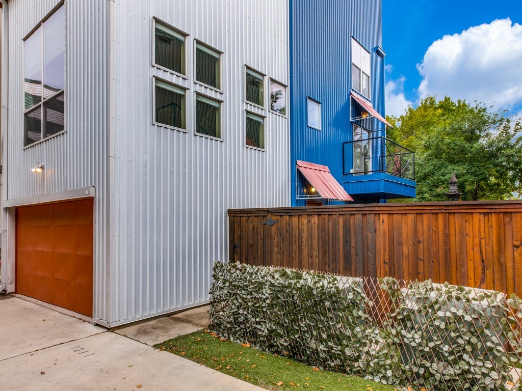 1211 Urban Lofts Drive Dallas TX 75215