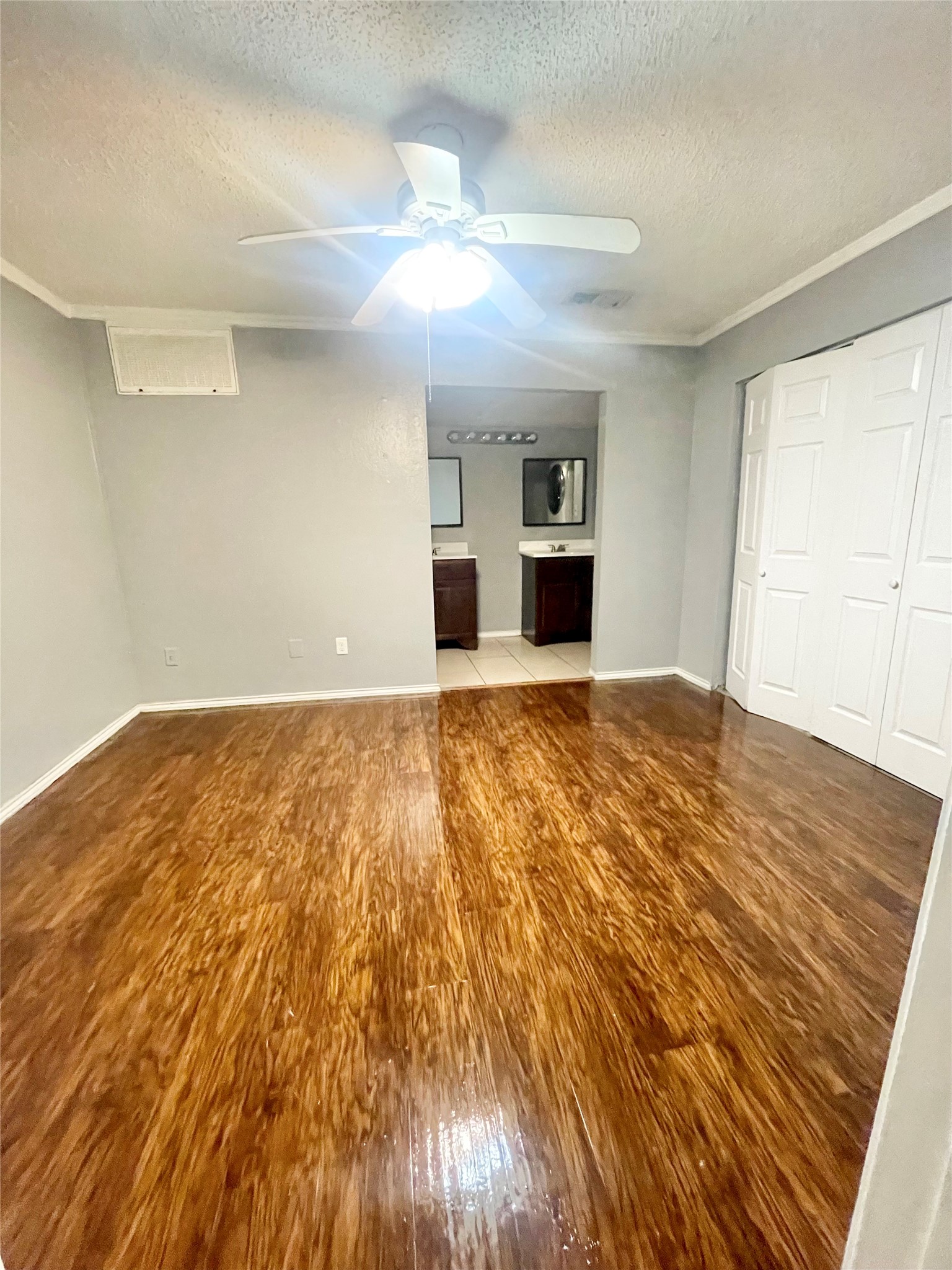 9829 Walnut Street Dallas TX 75243