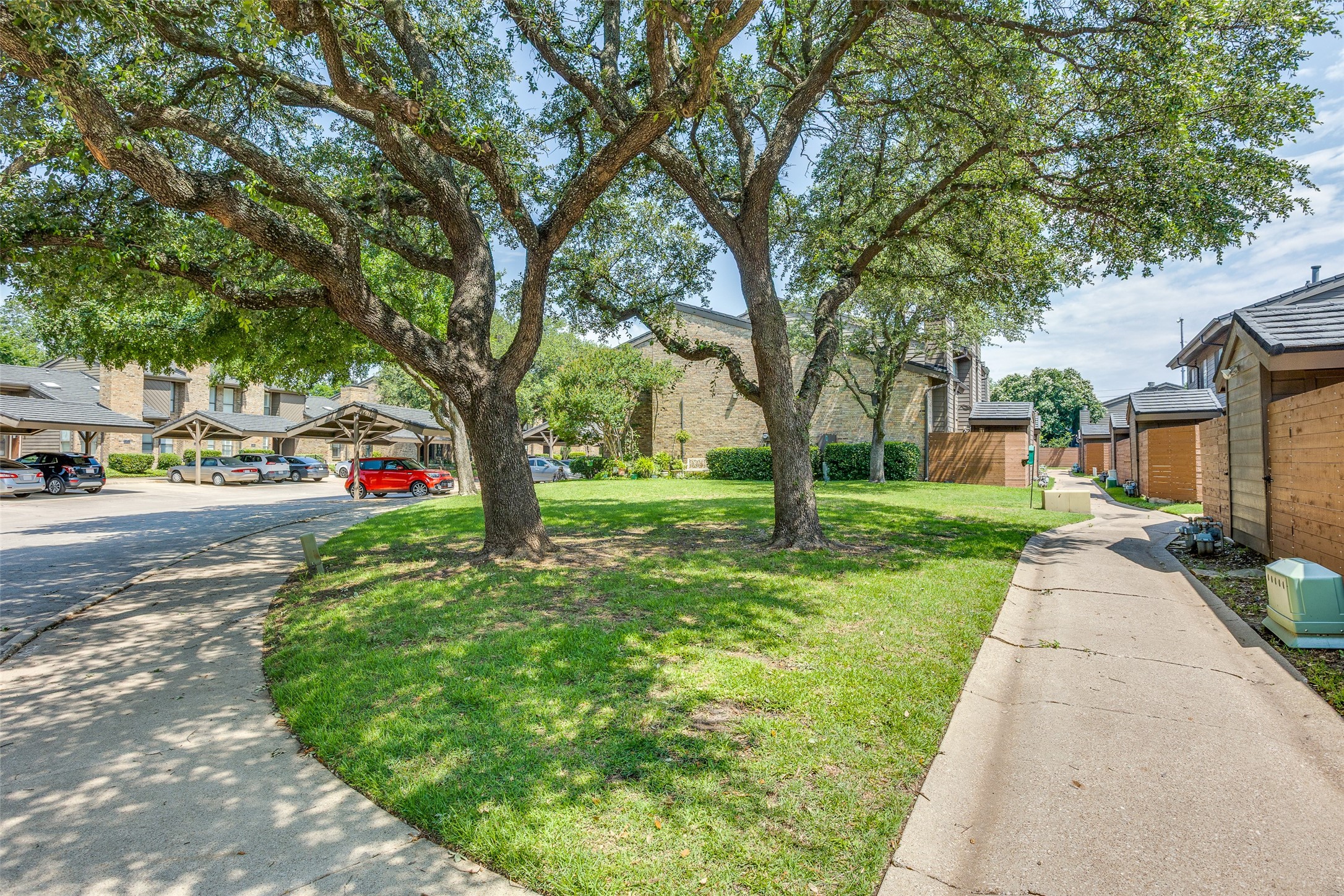 2204 W Park Boulevard Plano TX 75075