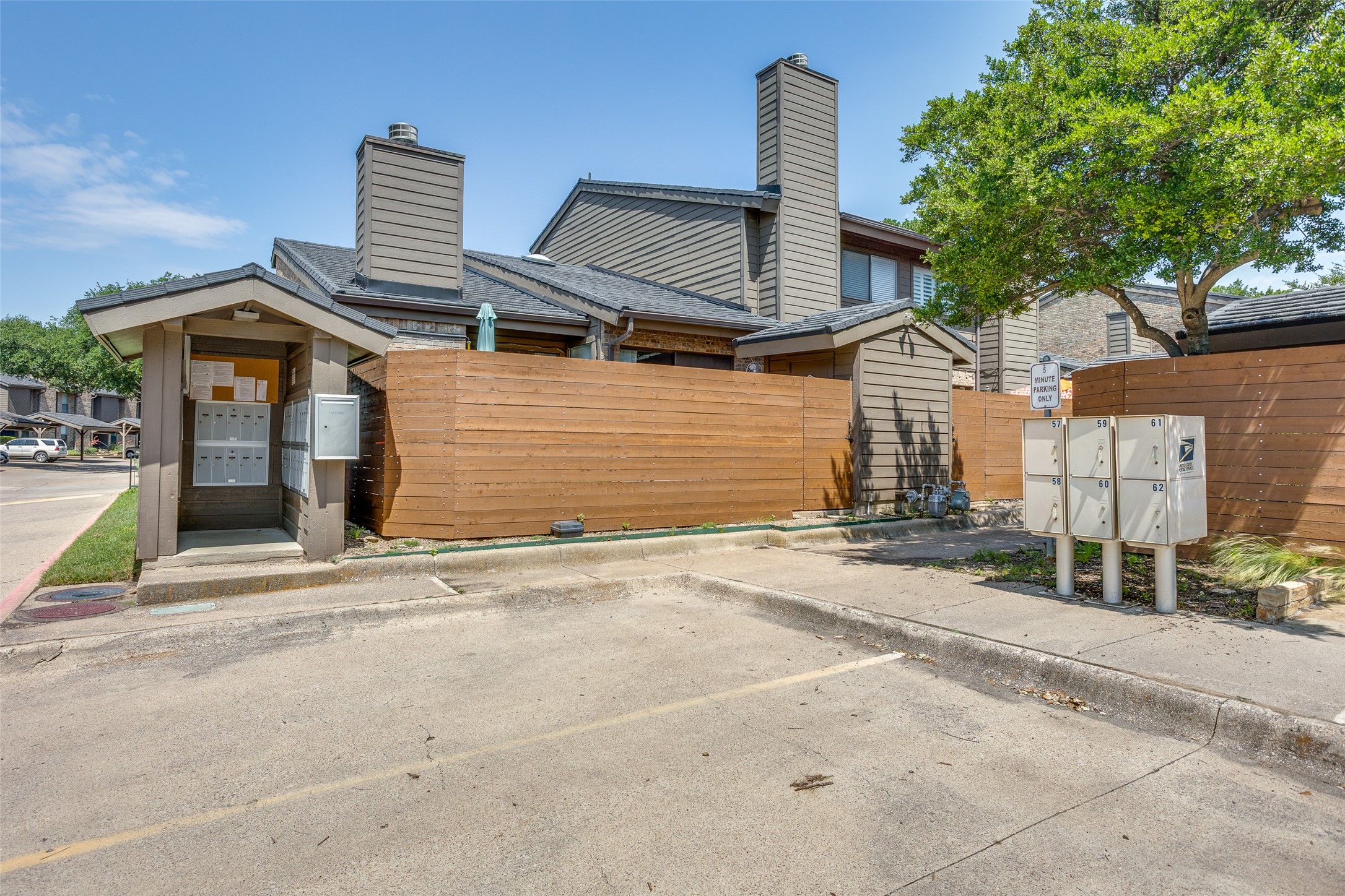 2204 W Park Boulevard Plano TX 75075