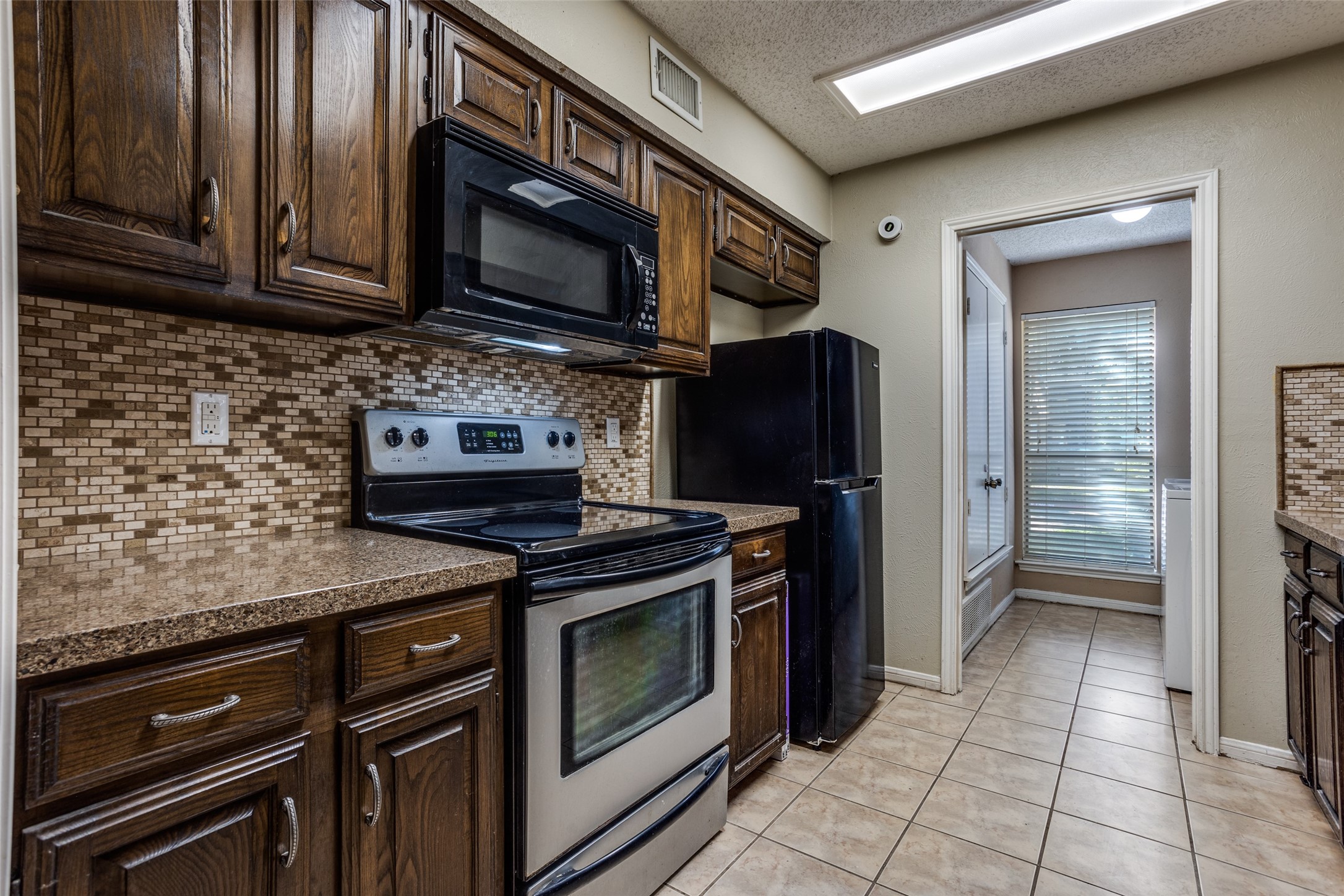 2204 W Park Boulevard Plano TX 75075