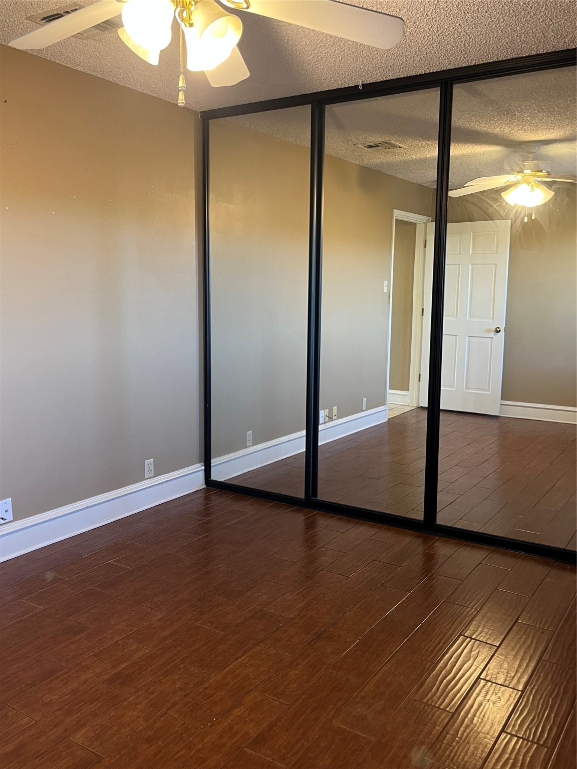 2117 Reflection Bay Drive Arlington TX 76013