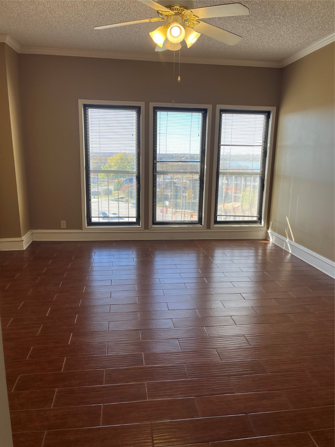 2117 Reflection Bay Drive Arlington TX 76013