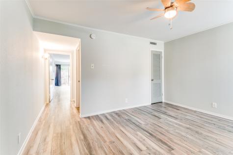 570 E Avenue J Grand Prairie TX 75050