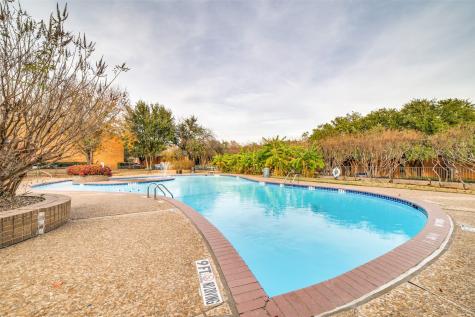 570 E Avenue J Grand Prairie TX 75050