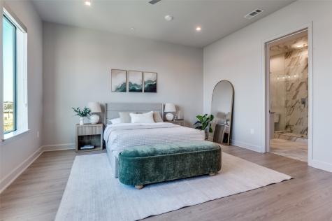 1900 S Ervay Street Dallas TX 75215