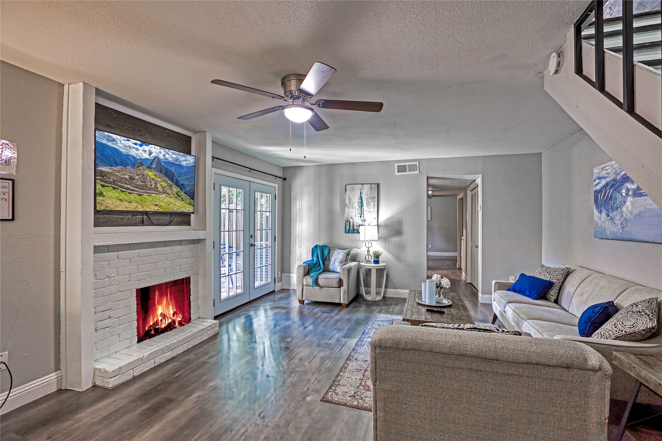 2648 Santa Barbara Drive Grand Prairie TX 75052