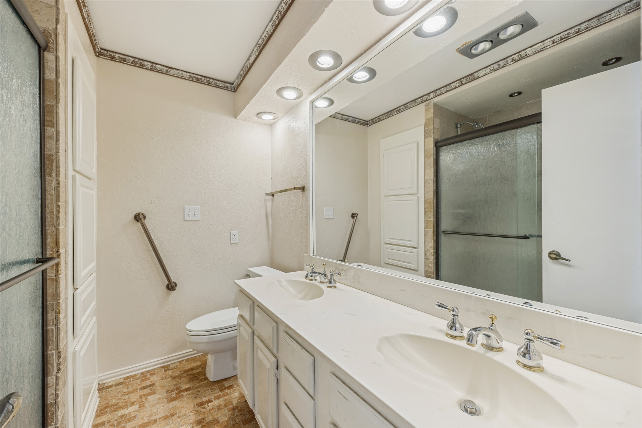 9814 Amberton Parkway Dallas TX 75243