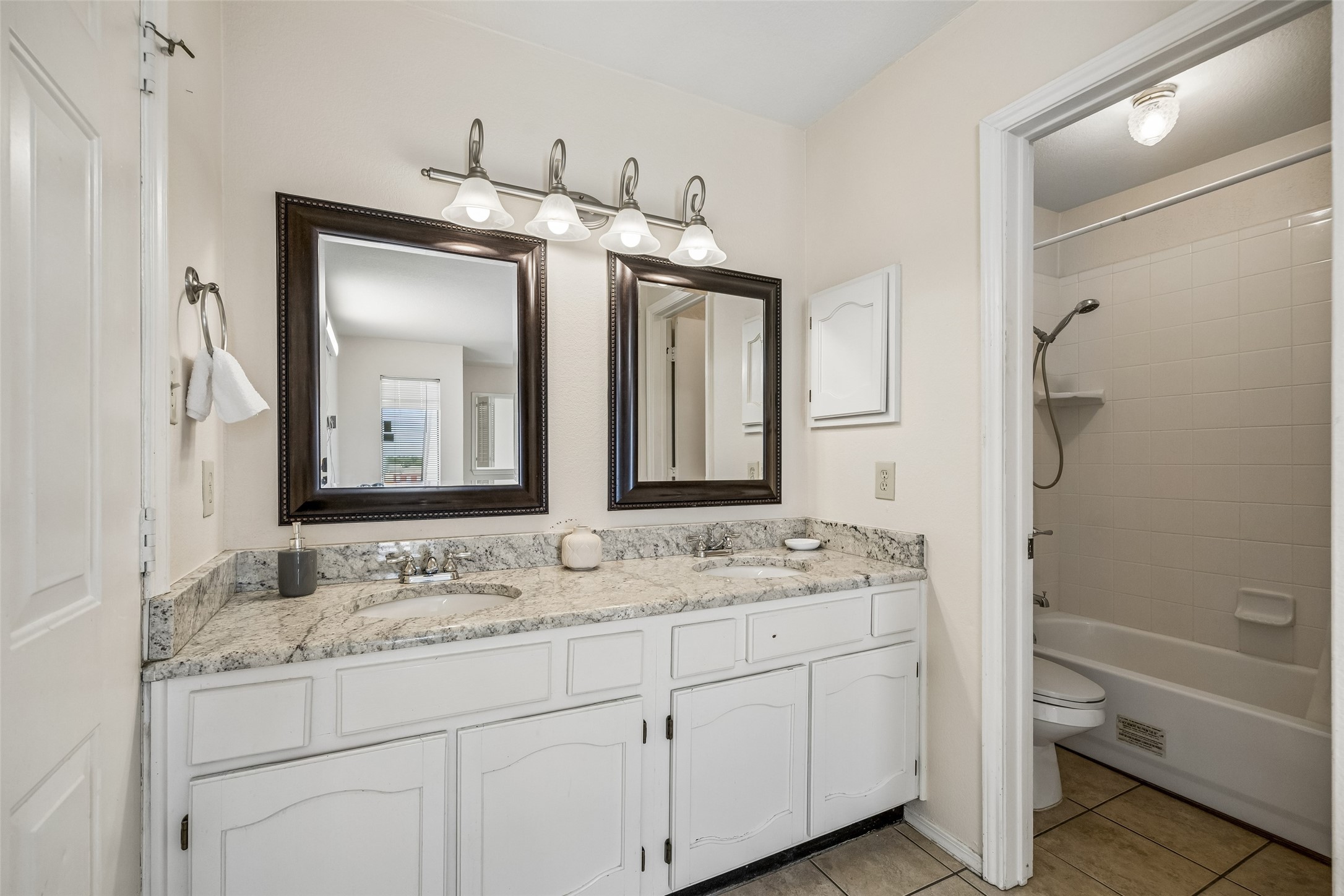 3129 Sondra Drive Fort Worth TX 76107
