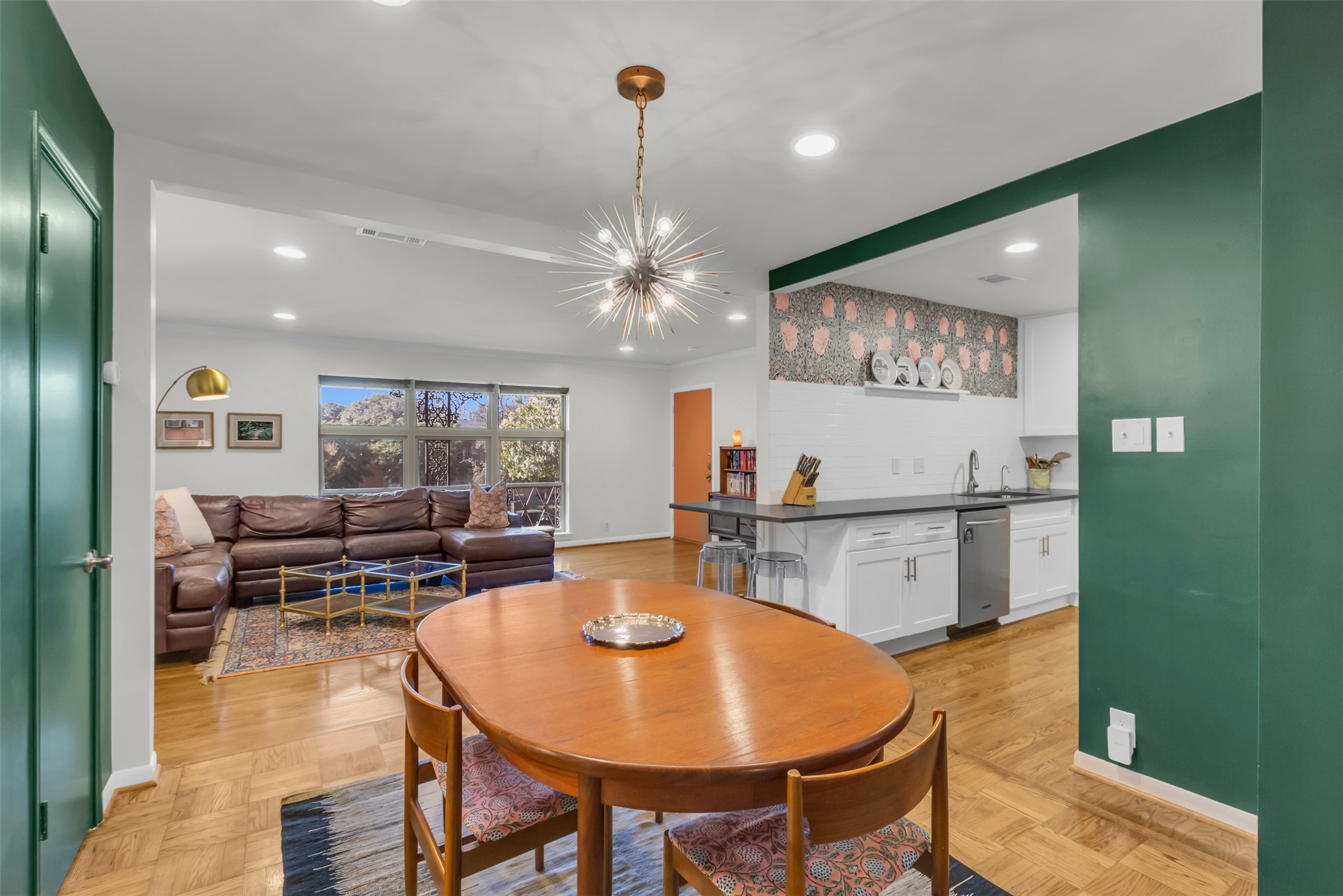 6127 Bandera Avenue Dallas TX 75225