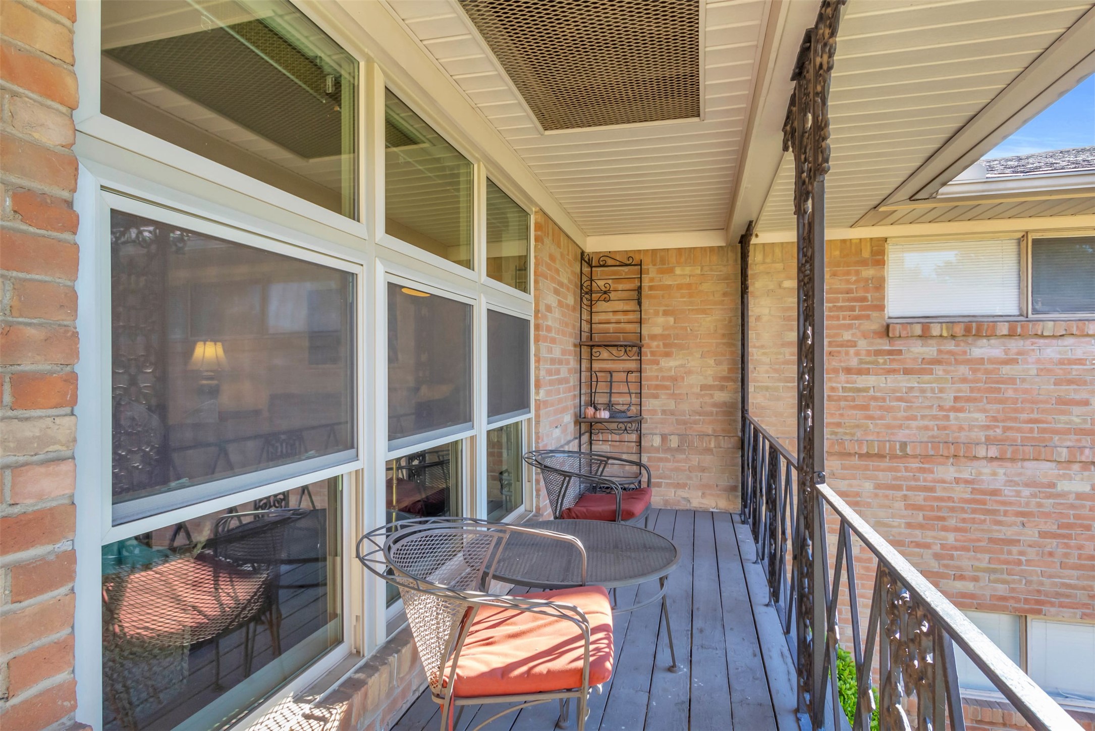 6127 Bandera Avenue Dallas TX 75225