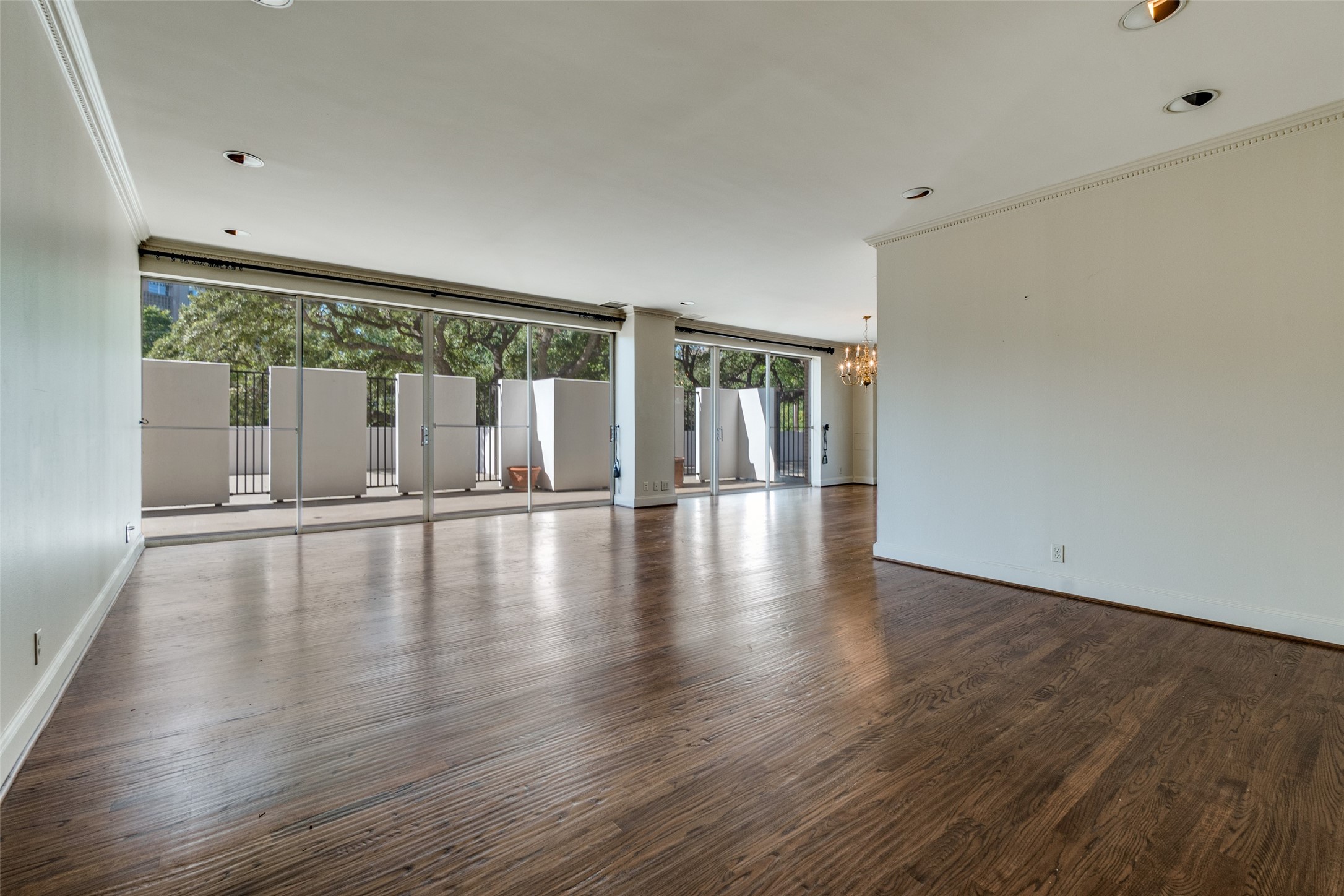 3601 Turtle Creek Boulevard Dallas TX 75219
