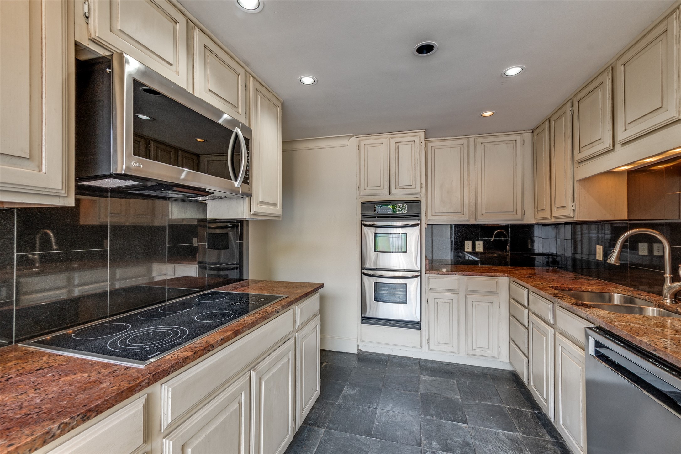 3601 Turtle Creek Boulevard Dallas TX 75219