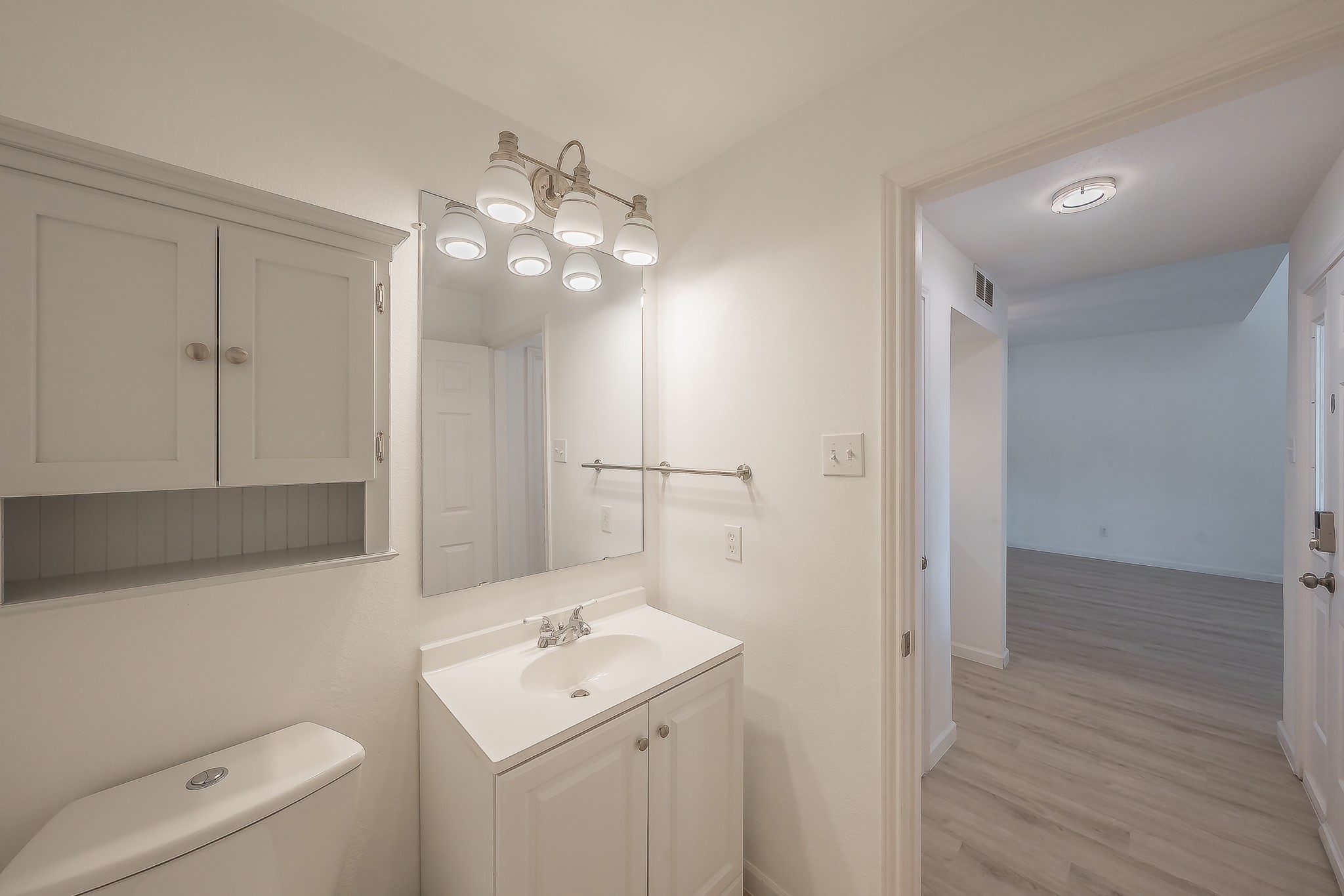 8404 Forest Lane Dallas TX 75243