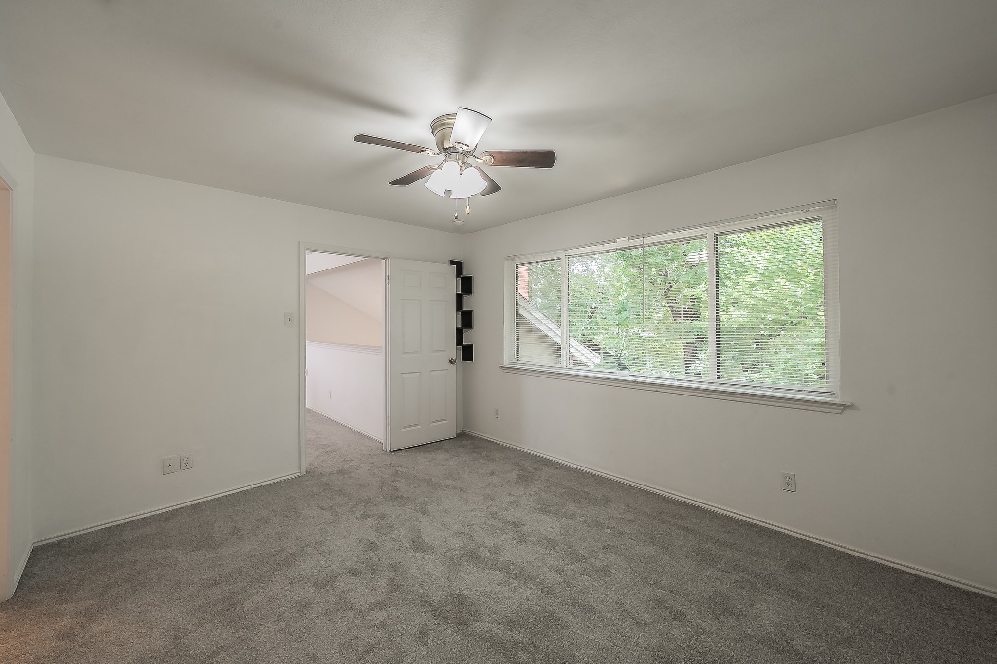 8404 Forest Lane Dallas TX 75243