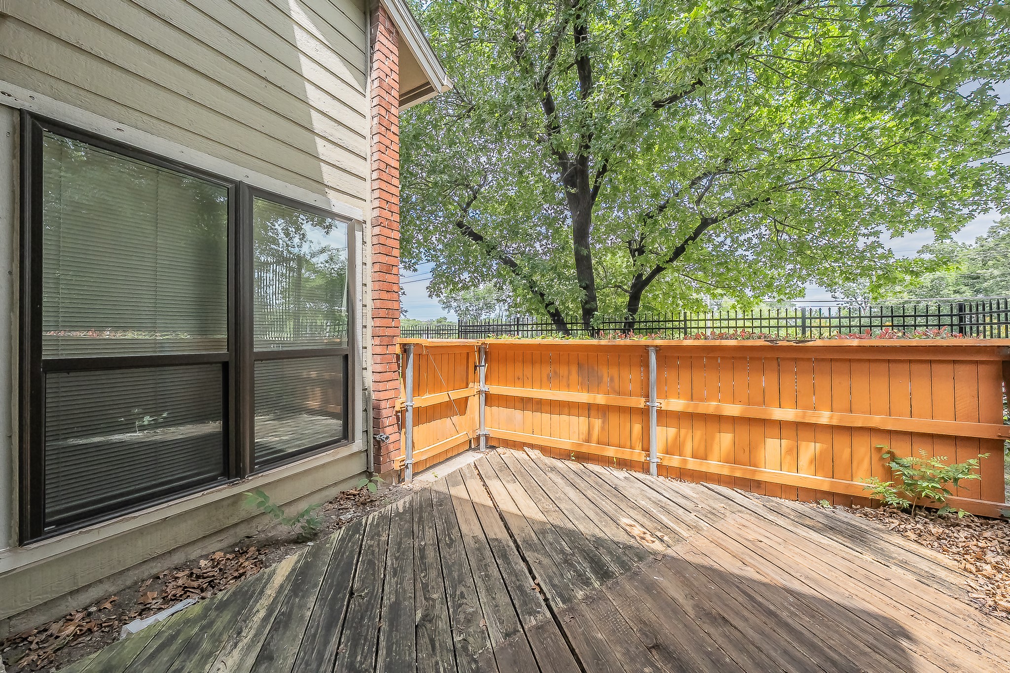 8404 Forest Lane Dallas TX 75243