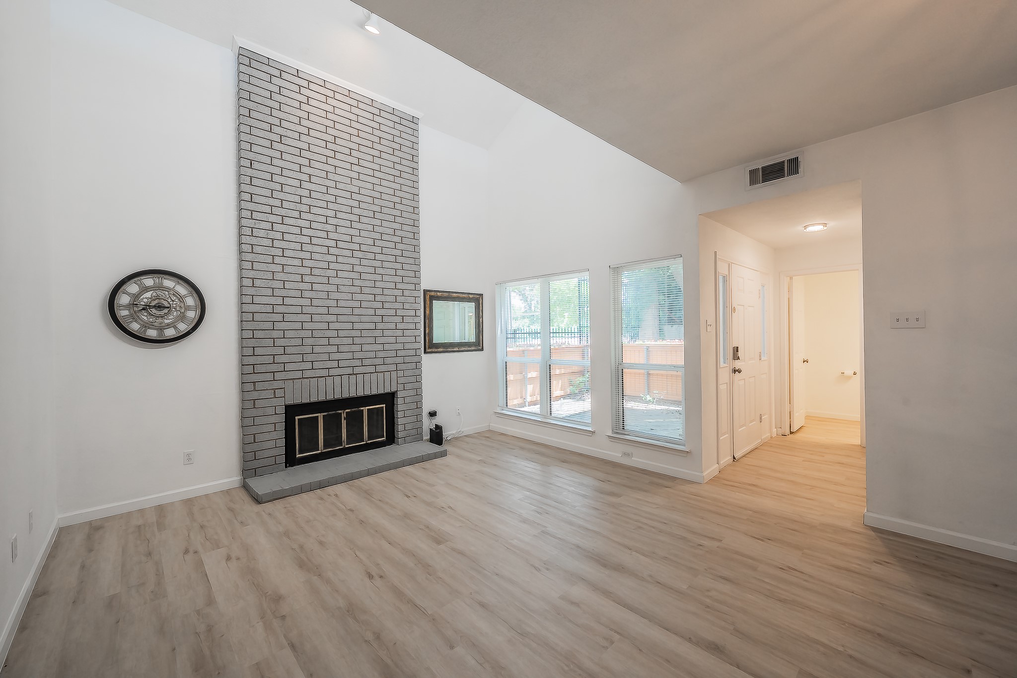 8404 Forest Lane Dallas TX 75243