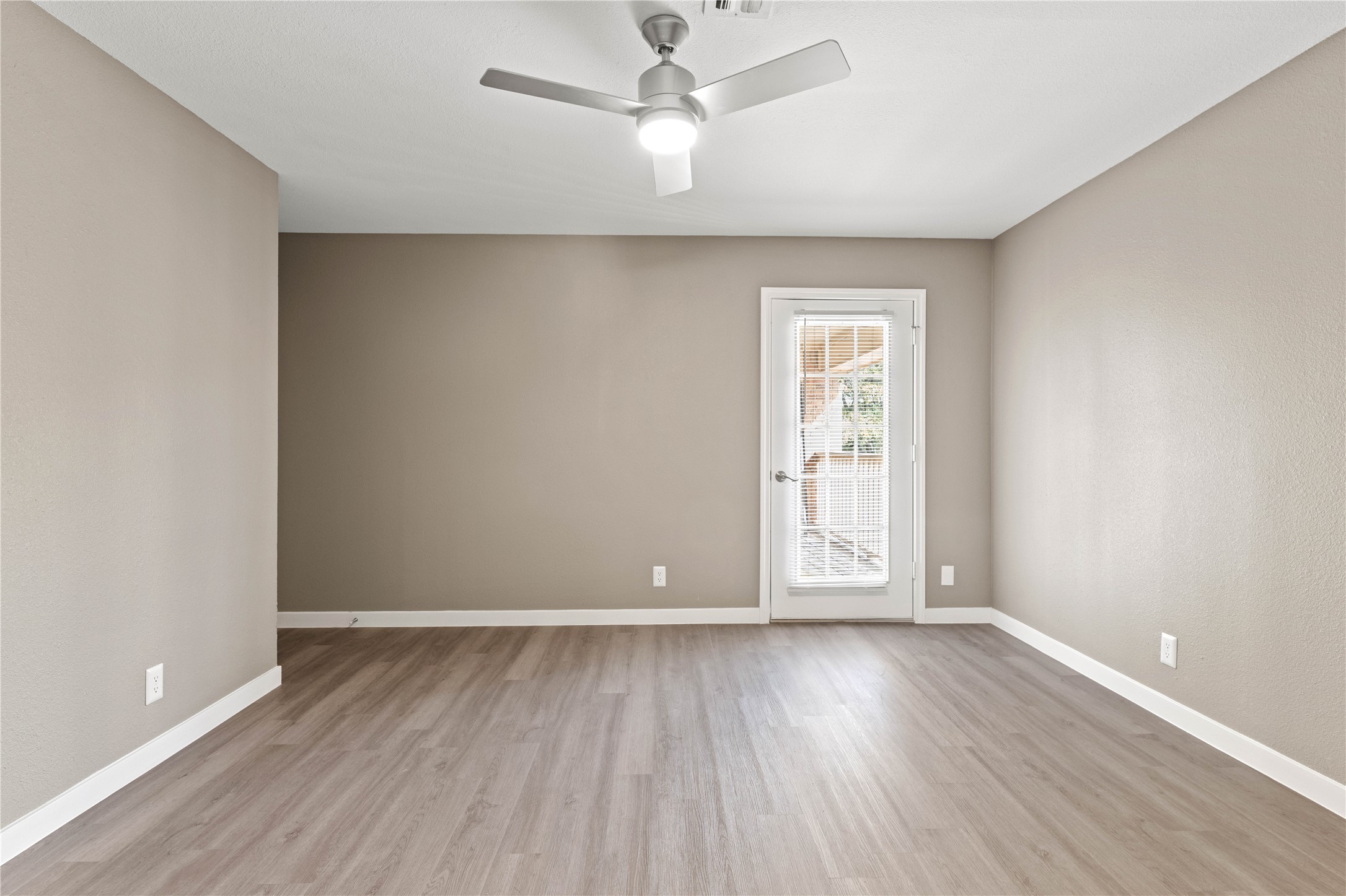 6205 Bellaire Drive S Fort Worth TX 76132