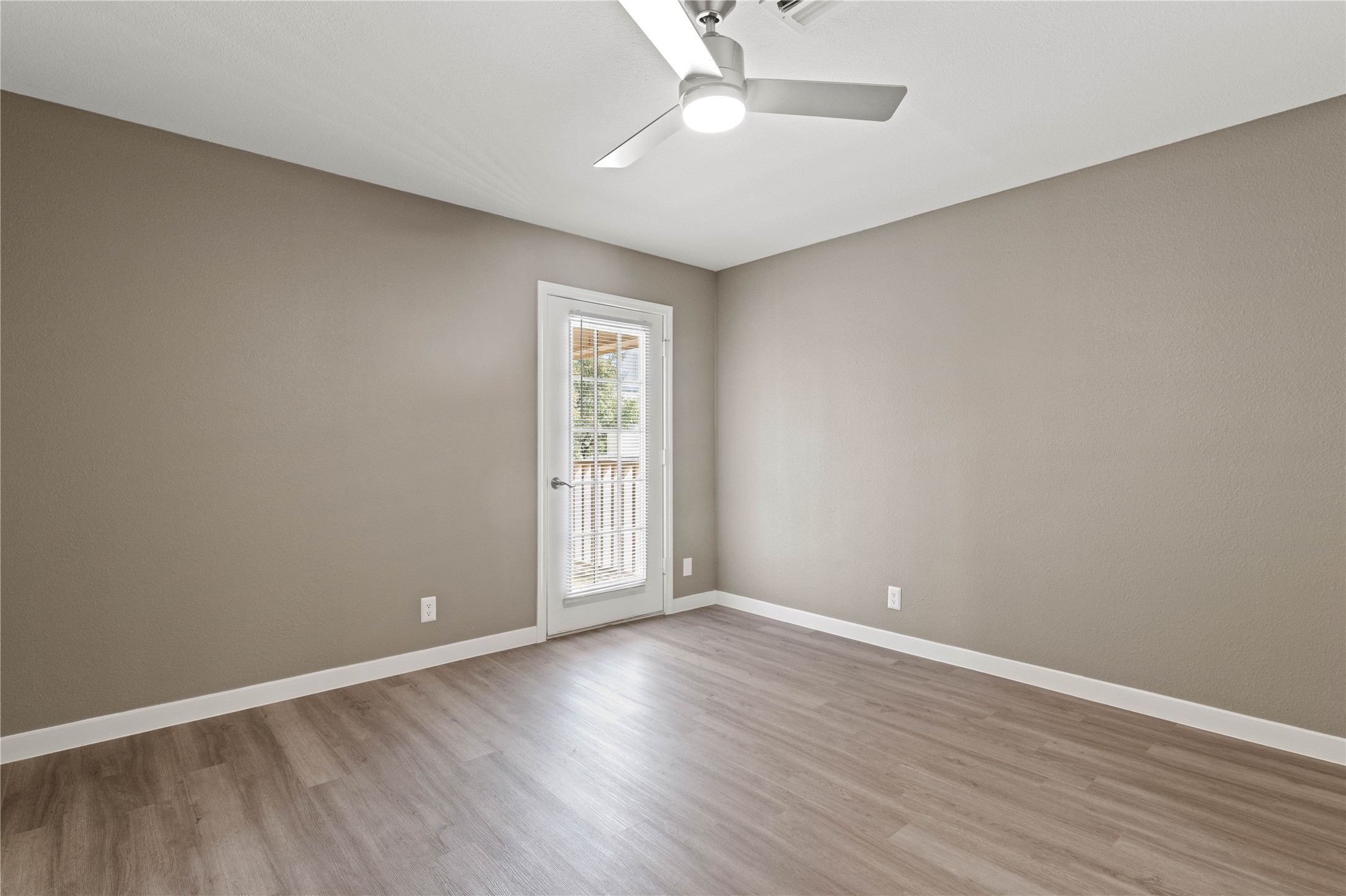 6205 Bellaire Drive S Fort Worth TX 76132