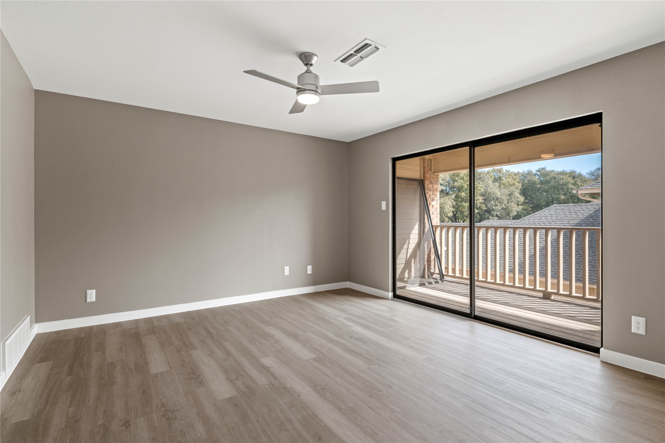 6205 Bellaire Drive S Fort Worth TX 76132