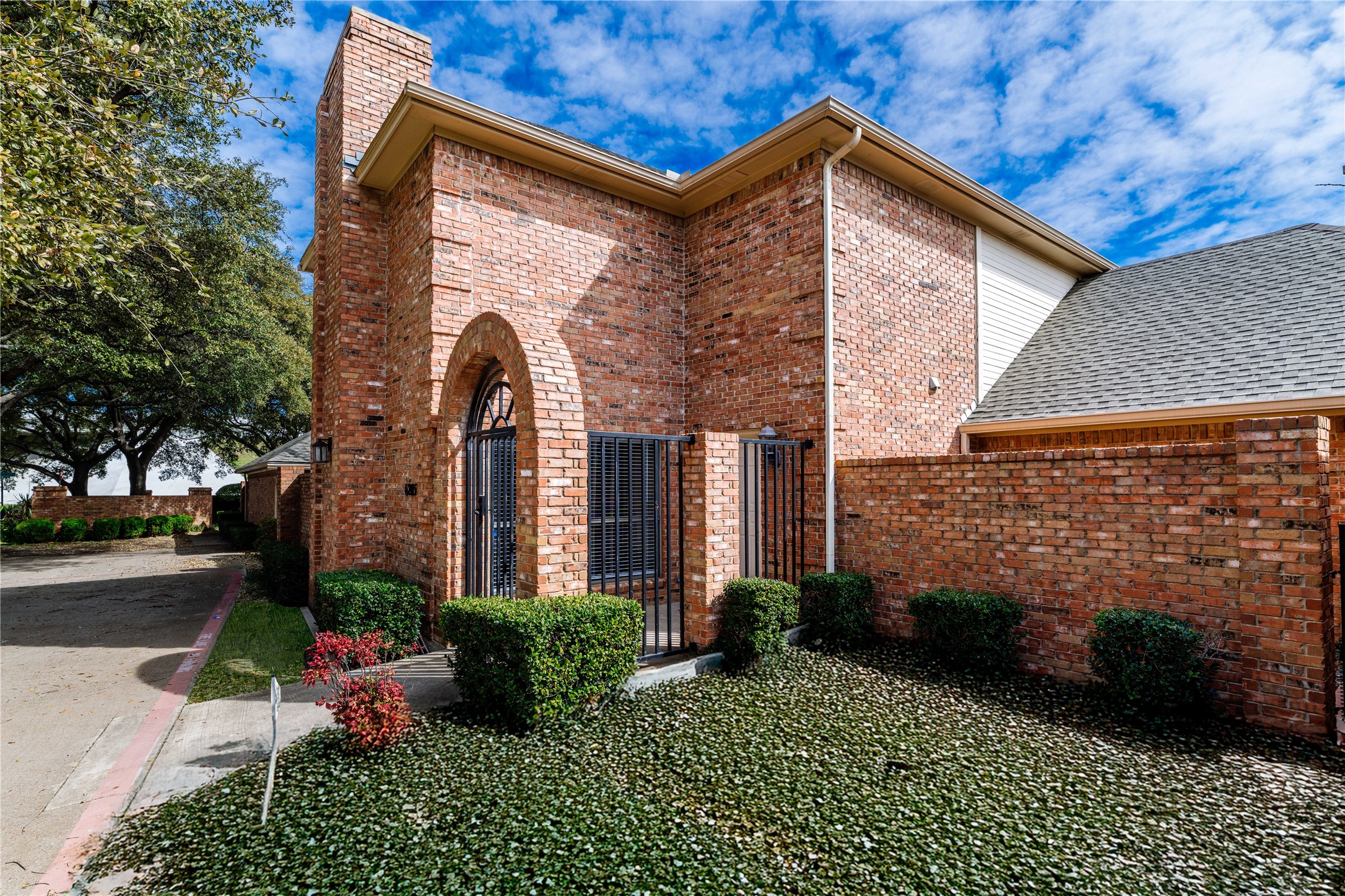 6205 Bellaire Drive S Fort Worth TX 76132