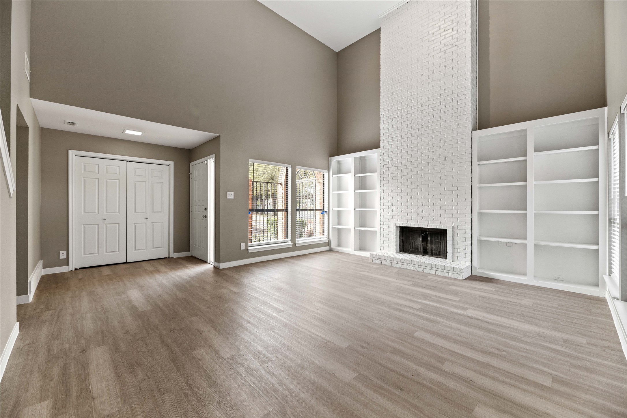6205 Bellaire Drive S Fort Worth TX 76132