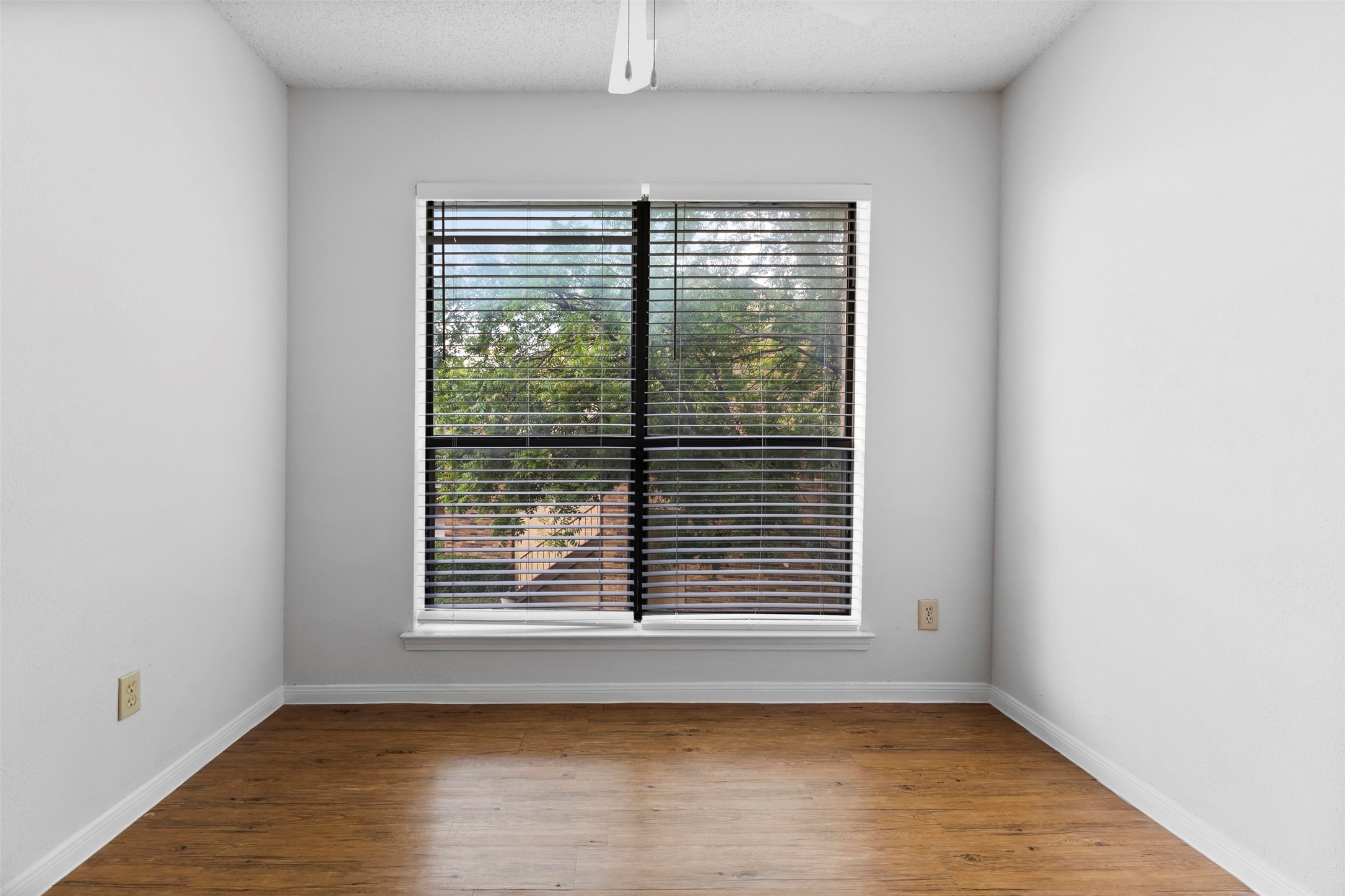 2109 Rainbow Drive Arlington TX 76011