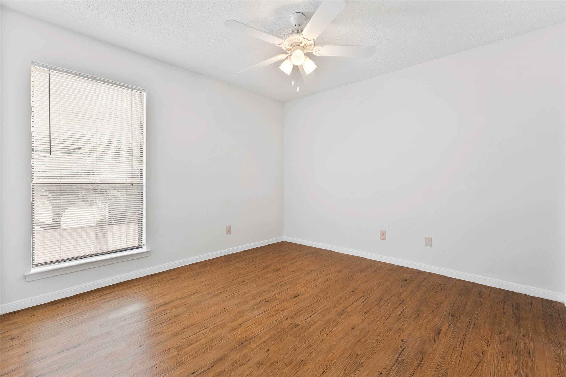 2109 Rainbow Drive Arlington TX 76011