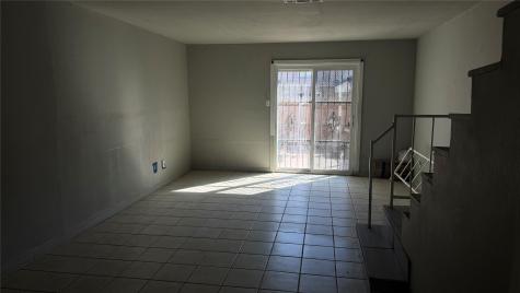 9434 Olde Towne Row Dallas TX 75227
