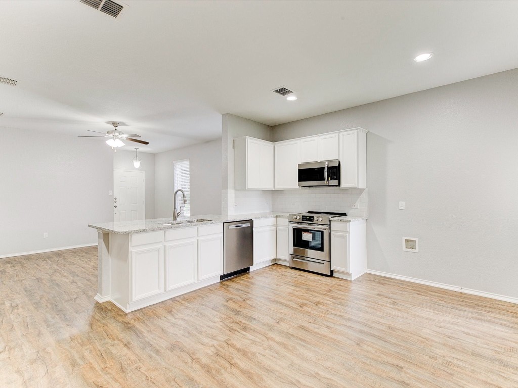 1121 Jamie Drive Grand Prairie TX 75052