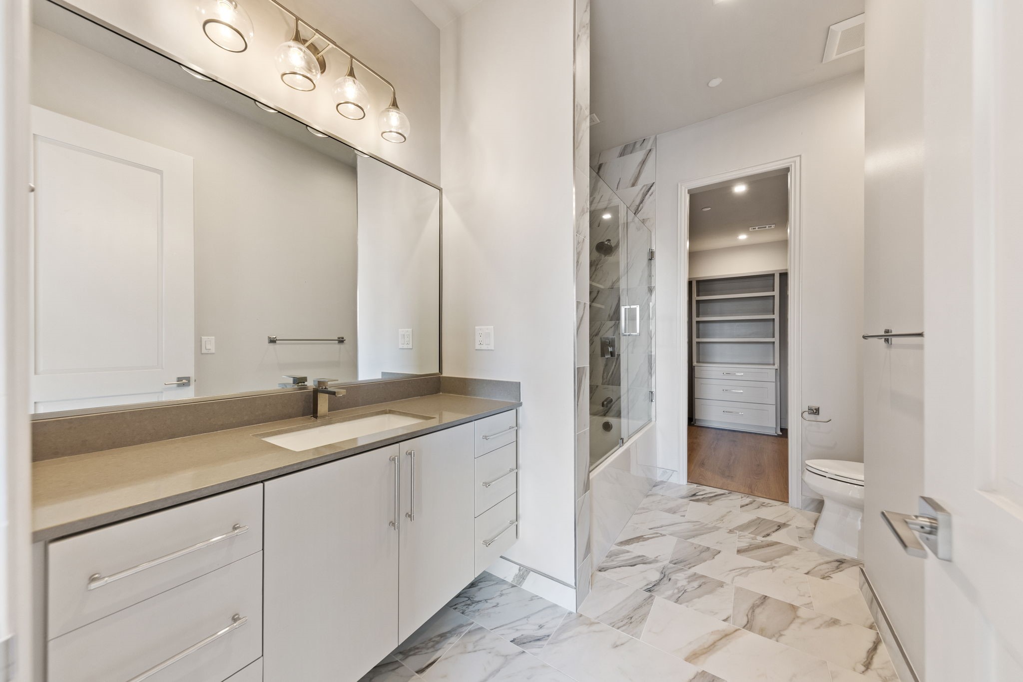 1900 S Ervay Street Dallas TX 75215