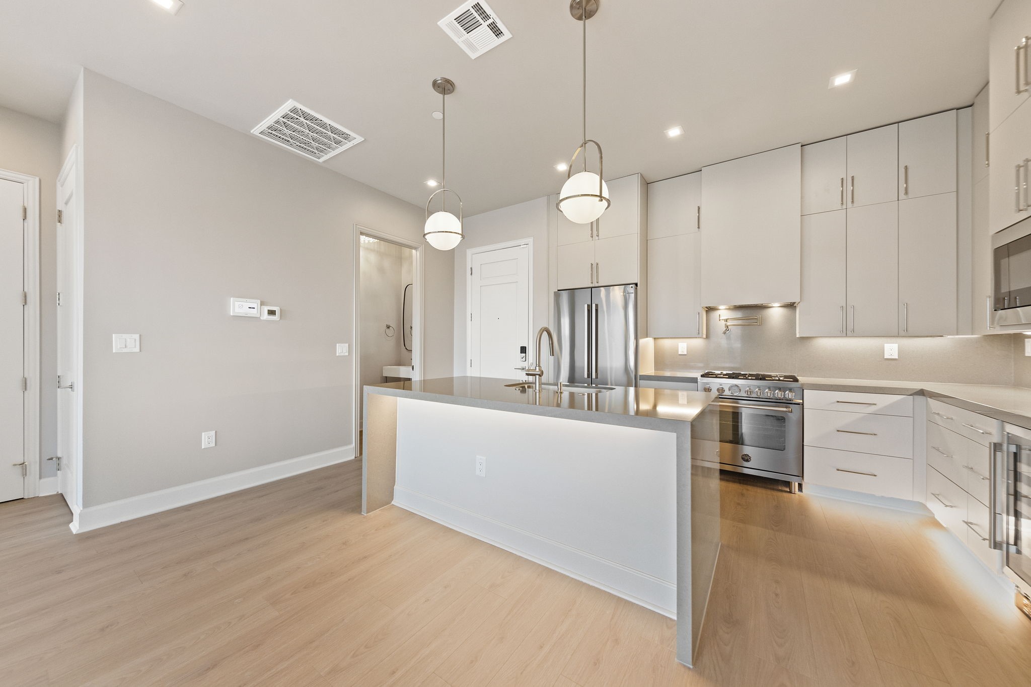 1900 S Ervay Street Dallas TX 75215