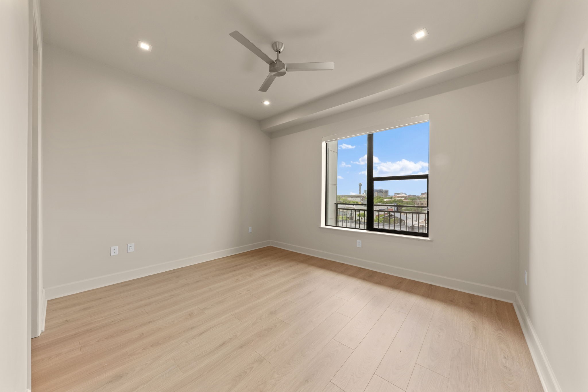 1900 S Ervay Street Dallas TX 75215