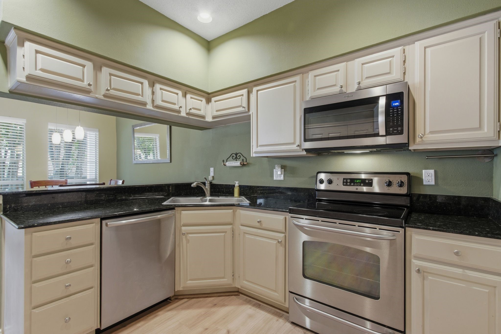 14400 Montfort Drive Dallas TX 75254