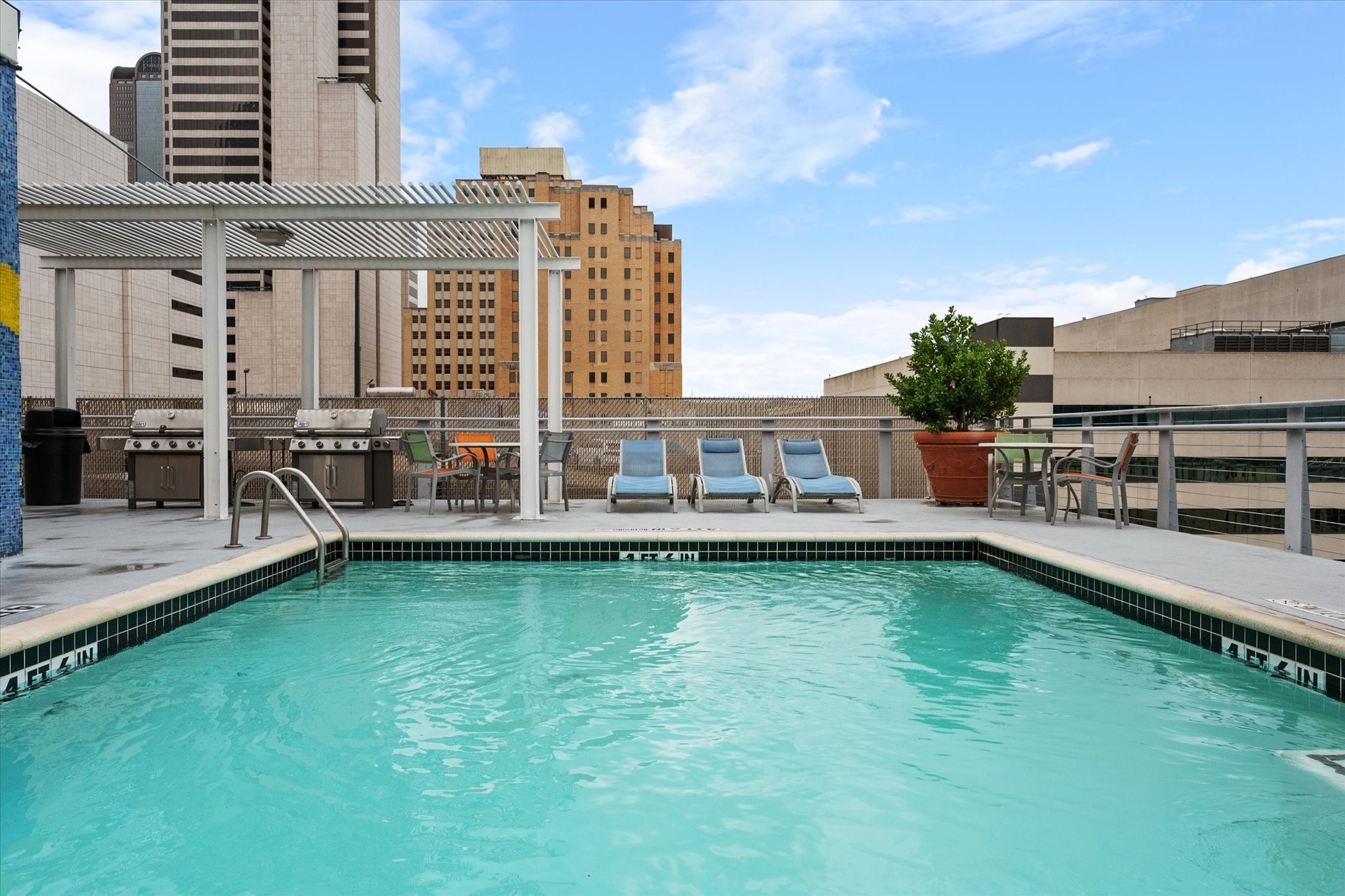 1122 Jackson Street Dallas TX 75202