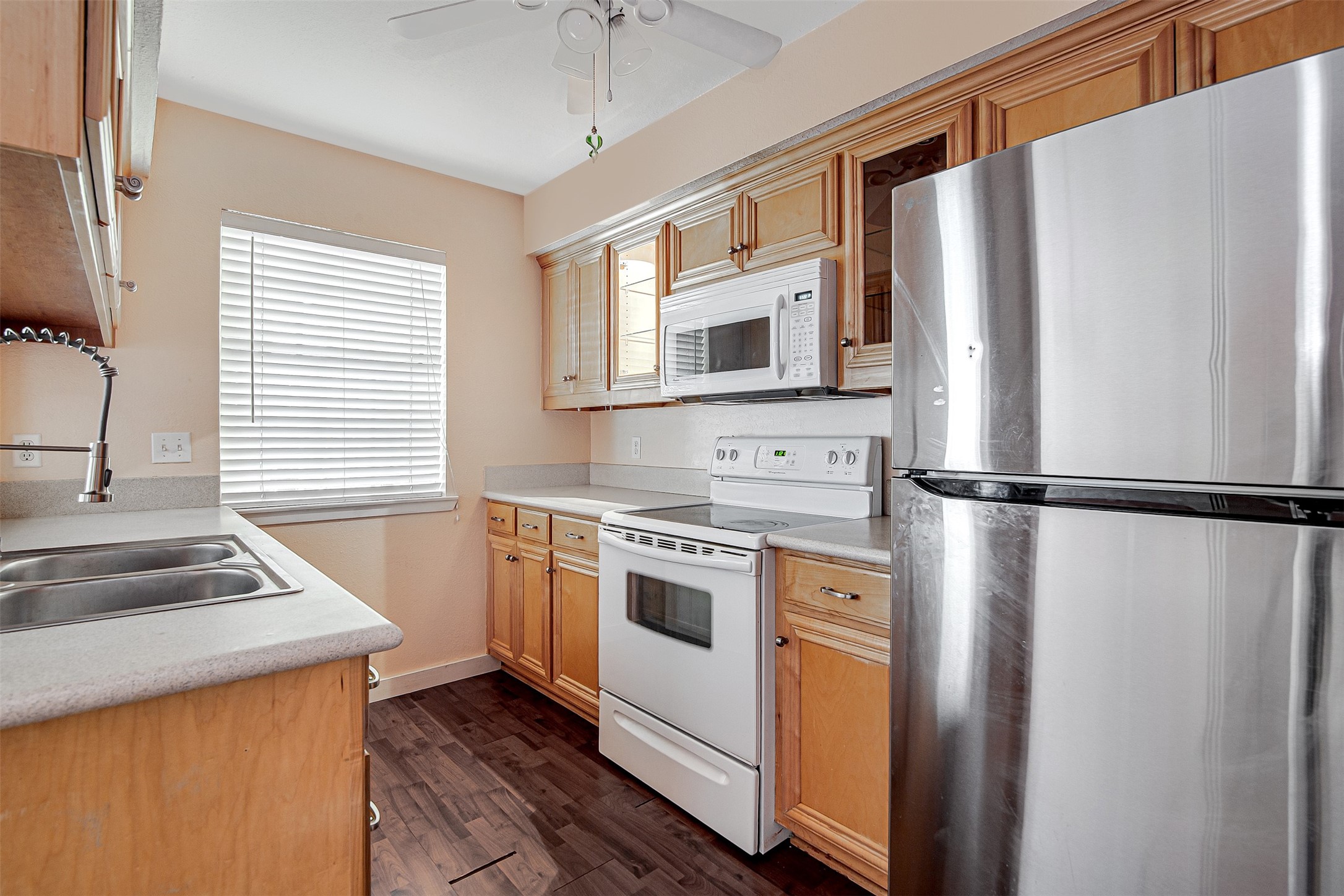 601 St Charles Drive Arlington TX 76013