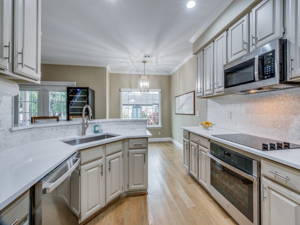 5950 Lindenshire Lane Dallas TX 75230