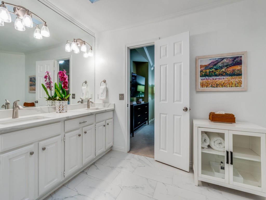 5950 Lindenshire Lane Dallas TX 75230