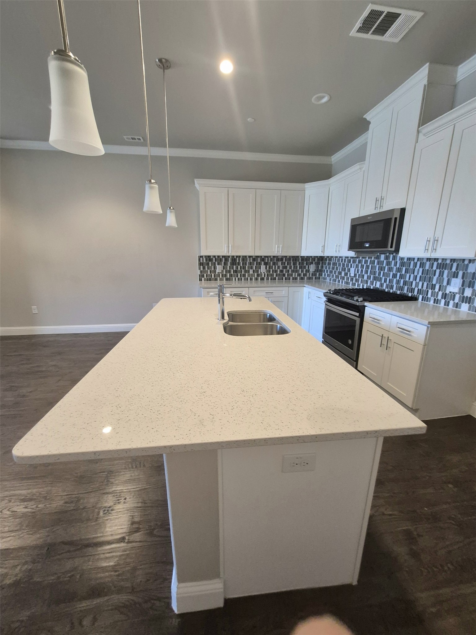 2904 Sheridan Carrollton TX 75010
